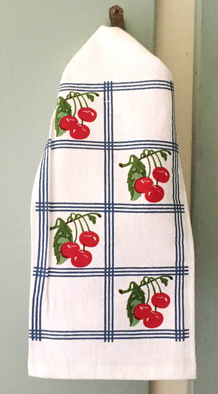 Country Cherry Retro Flour Sack Kitchen Towel